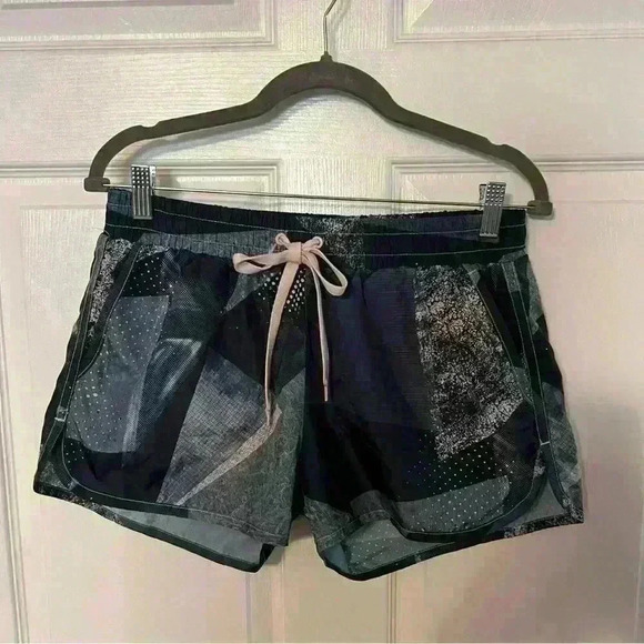 ZYIA Radical Bomber Shorts - Large - Picture 2 of 4